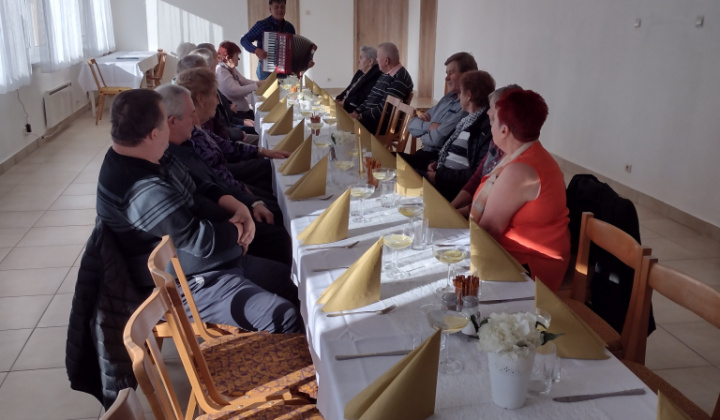 Október - mesiac úcty k starším 2022